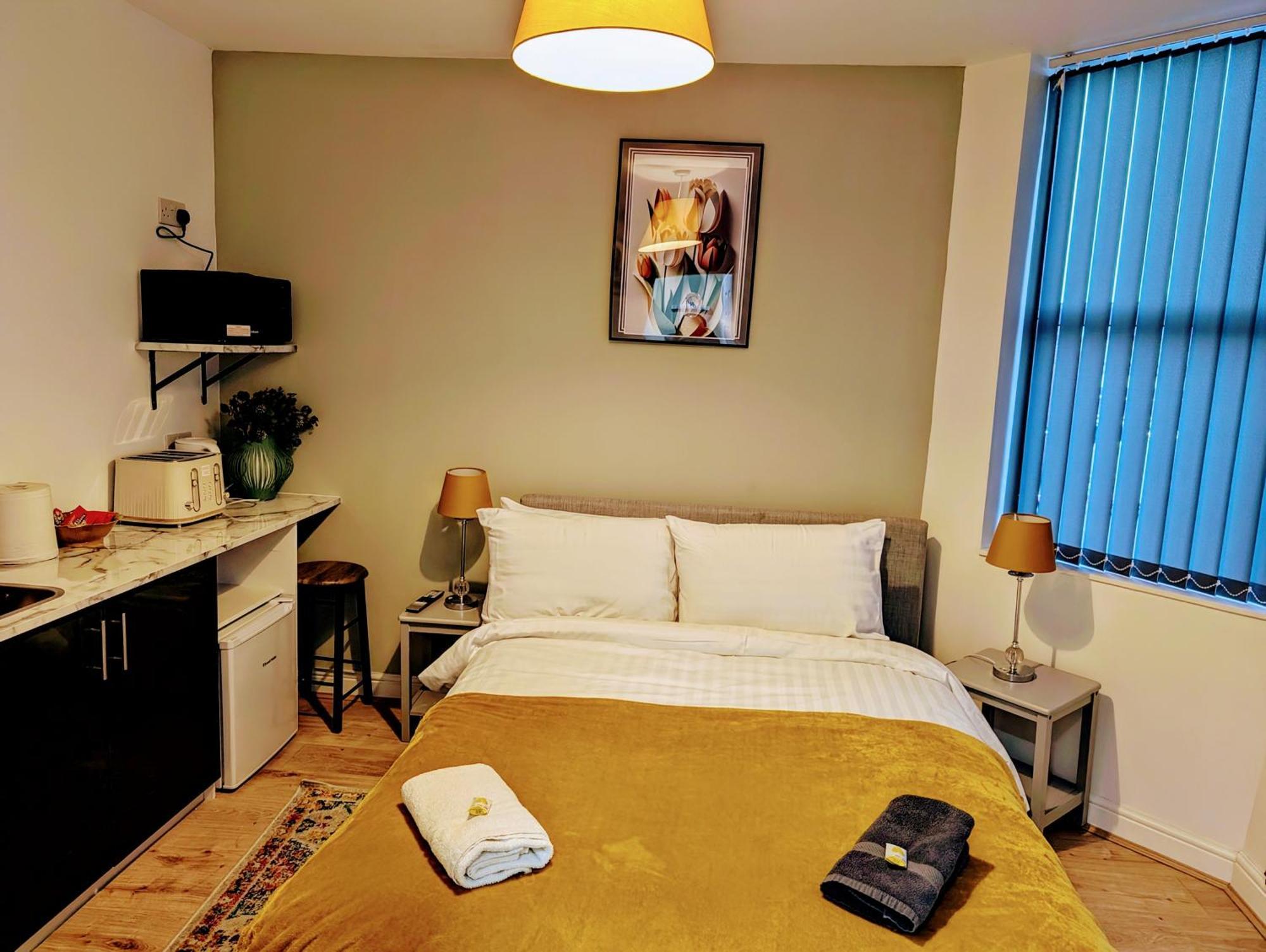 Blok 3 -Jacuzzi Suites, Apartment & Ensuite Rooms 블랙풀 외부 사진