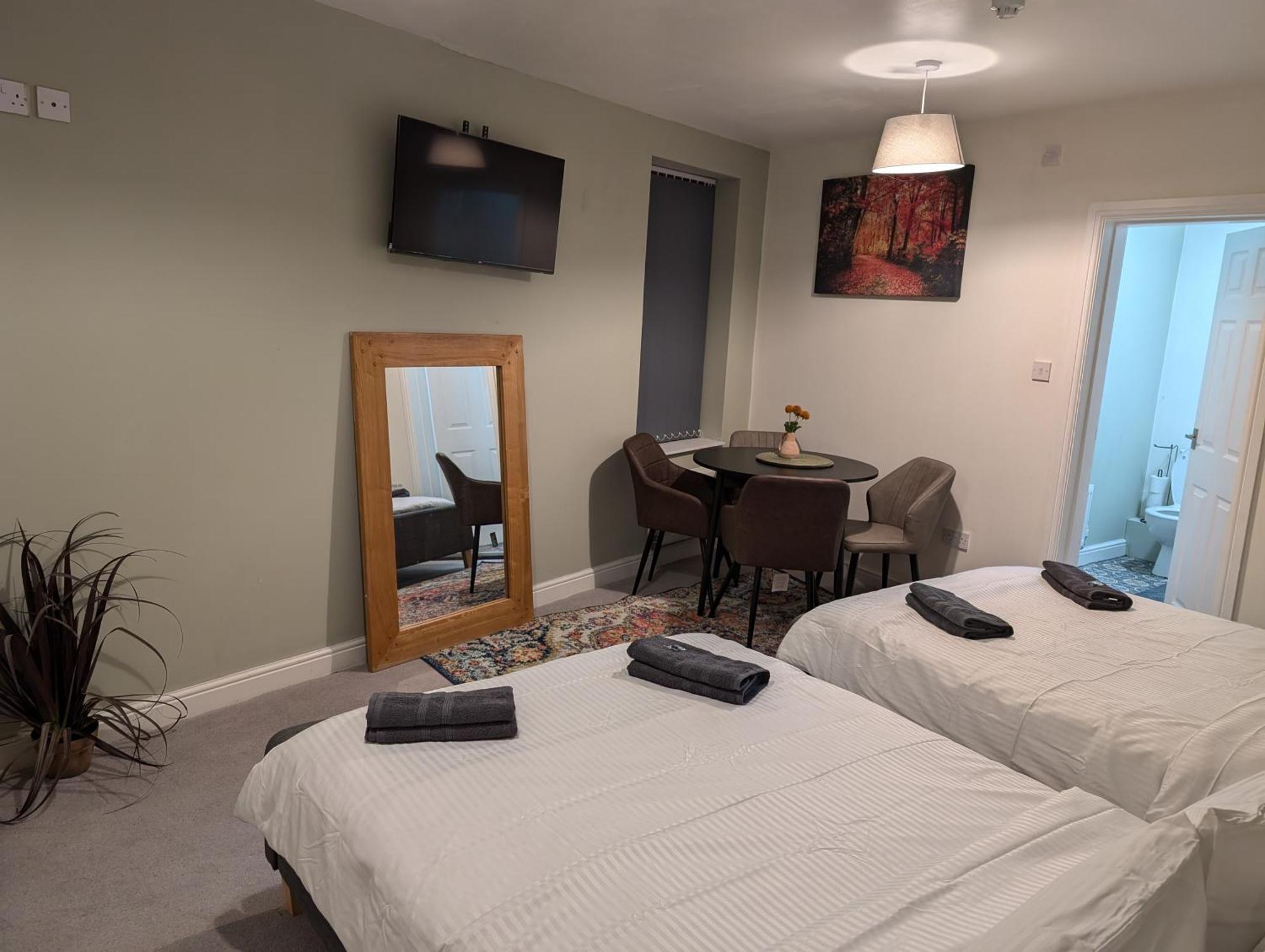 Blok 3 -Jacuzzi Suites, Apartment & Ensuite Rooms 블랙풀 외부 사진