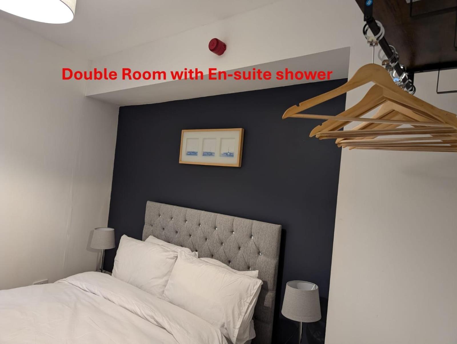 Blok 3 -Jacuzzi Suites, Apartment & Ensuite Rooms 블랙풀 외부 사진