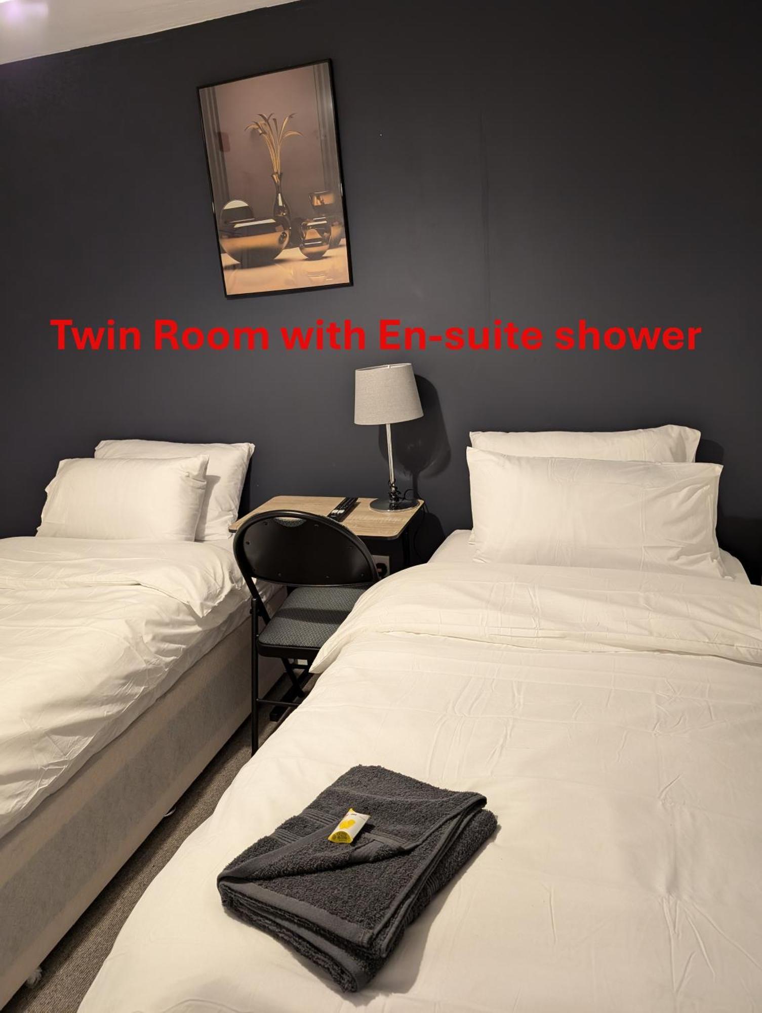 Blok 3 -Jacuzzi Suites, Apartment & Ensuite Rooms 블랙풀 외부 사진