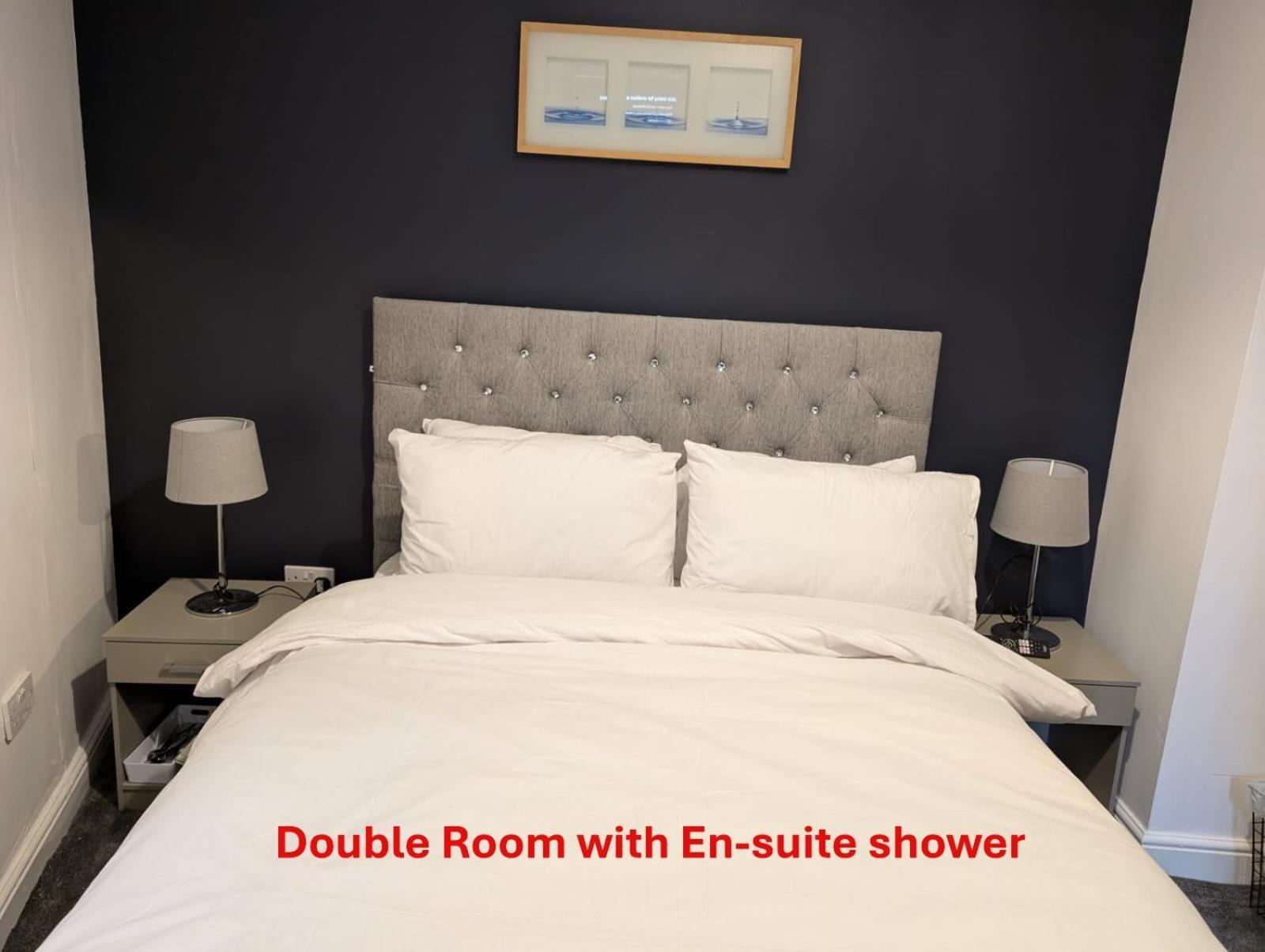 Blok 3 -Jacuzzi Suites, Apartment & Ensuite Rooms 블랙풀 외부 사진